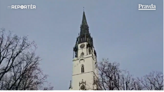 Takto vyzerá najvyššia kostolná veža na Slovensku. Zábery na túto dominantu stoja za pozornosť