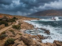 Jadran v zajatí orkánu: Chorvátsko čelí...