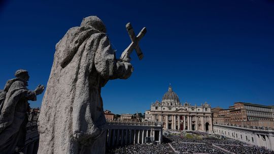 Pápež mal prvé veľkonočné požehnanie: Prejavom prekvapil, bol nezvyčajne stručný a priamy