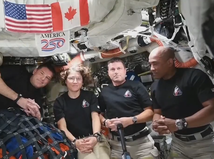 Artemis / Austronauti /