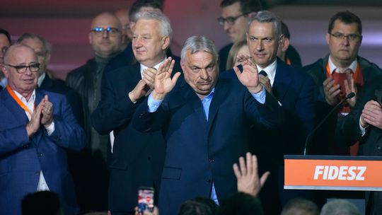 Analytik pomenoval dôvody, pre ktoré Orbán prehral. Eufória však nebude trvať večne, ktorí optimizmus