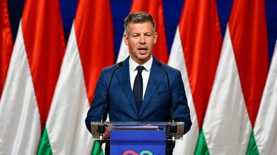 Eštebáci, traste sa? Maďarsko konečne zverejní spisy agentov komunistických tajných služieb. Bude medzi nimi aj Orbán?