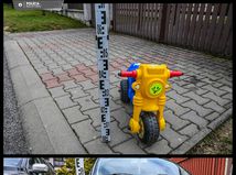 dieťa odrážadlo polícia