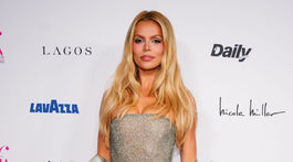 Modelka Brooks Nader na podujatí Fashion Los Angeles Awards.