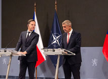 NATO Babiš Rutte