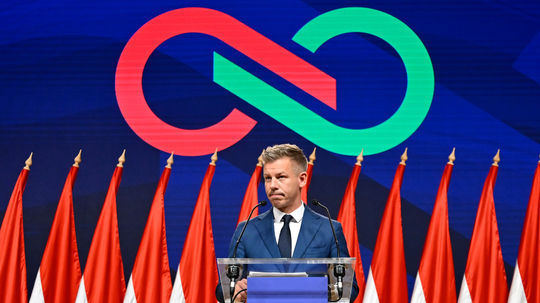 Orbánov pád spečatený: Tisza získala po sčítaní všetkých hlasov ústavnú väčšinu. Magyar hovorí o bezprecedentnom mandáte aj obrovskej zodpovednosti