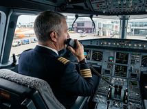 „Buď vystúpite, alebo neletíme“:...