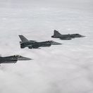Stíhačky / F-16 / Gripen /