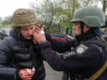 Ukrajinský policajt, granát