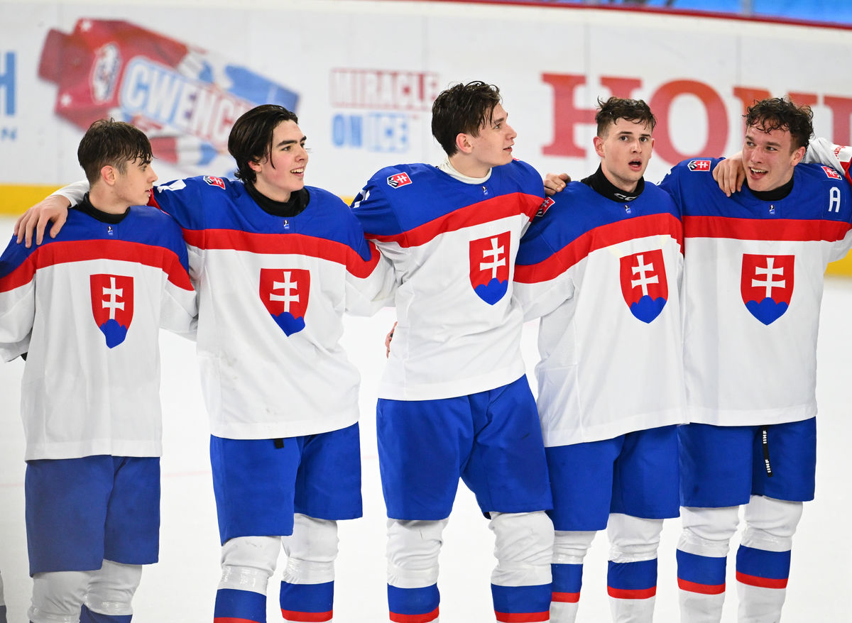SR Canada Trenčín Hockey MS18 A Group TNX