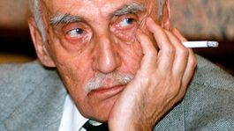 Actor Miloš Kopecký in an archive shot. 