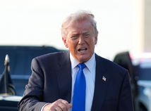 ONLINE: Tvrdé podmienky Iránu zamotali rokovania. Trump stopol cestu vyslancom: Nebudú letieť 18 hodín pre nič