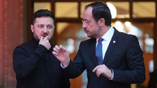 Expert: Cyprus si o Rusoch myslel, že sú „dobrí chlapci“. Už to neplatí a poučiť sa z toho môže aj Slovensko