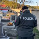 otváranie hrobu, cintorín, polícia, Bijacovce