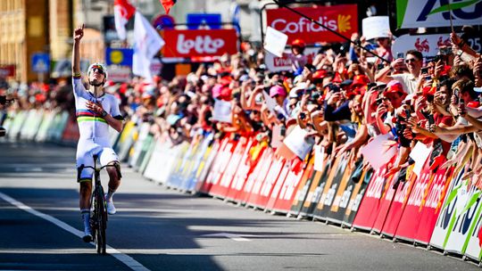 Pogačar triumfoval na Liege-Bastogne-Liege, Seixas podal ohromný výkon