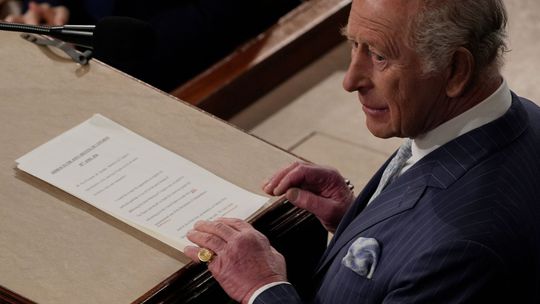 Historický prejav britského kráľa v Kongrese: vyzval na obranu Ukrajiny aj jednotu Západu