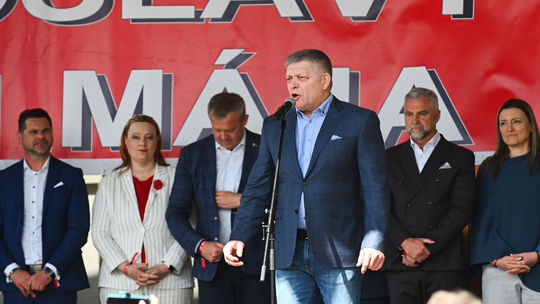 VIDEO: My tie voľby v roku 2027 vyhráme, aj keby ich šľak trafil, uviedol Fico na oslavách