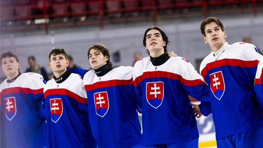 Slovenskí hokejisti do 18 rokov postúpili do finále, v semifinále zdolali Lotyšsko 1:0