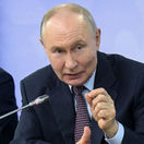Vladimir Putin , Robert Fico