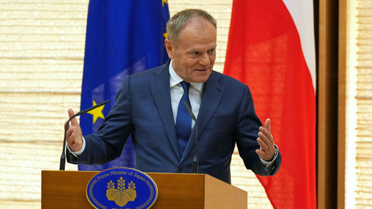 Vyzbroja sa za miliardy z Bruselu. Poľsko podpísalo prelomovú zmluvu, Tusk ignoruje prezidentovo veto