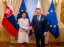 Fico rokoval s eurokomisárkou pre rozšírenie. Do Bruselu poslal tvrdý odkaz: Na toto Slovensko nepristúpi