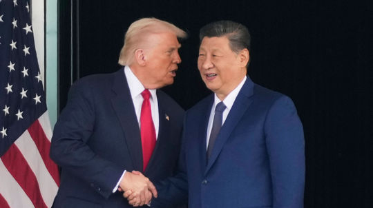Trump a Si vyťahujú karty. Expert: USA a Čína si neželajú priamy konflikt, ale neustúpia