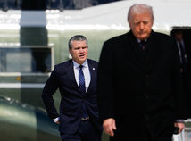 Pete Hegseth / Donald Trump /