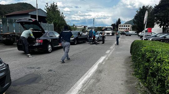 Drogová razia Dýka na západe Slovenska: Polícia zadržala prvých podozrivých, po ďalších pátra