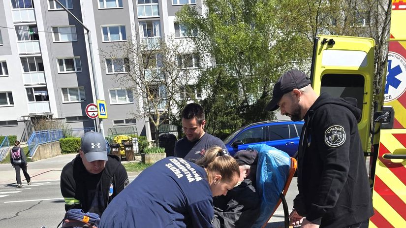 Členovia občianskeho združenia Chlapci zo...