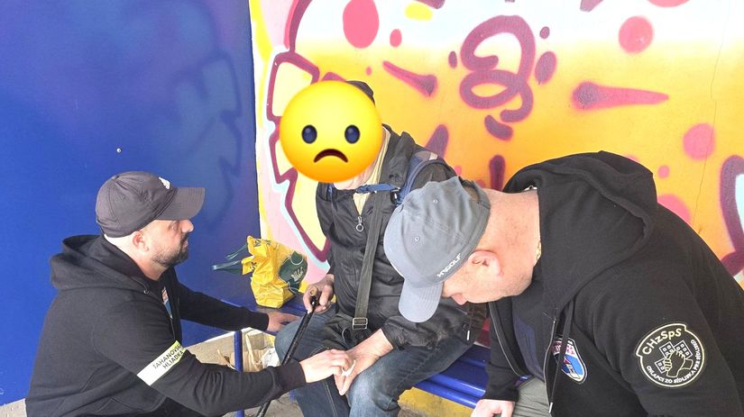 Členovia občianskeho združenia Chlapci zo...