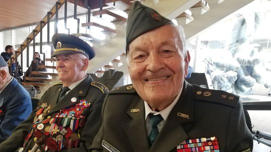 Veterán Vladimír Strmeň je na „roztrhanie“: Mladí sa vojny boja, desí ich atómová bomba, hovorí