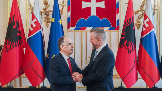 Albánsko klope na dvere EÚ. Pellegrini prijal v paláci prezidenta Begaja
