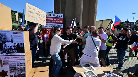 Manifestačný happening Nemá barikáda, ktorým...
