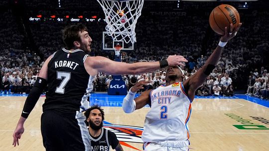 Oklahoma je jediný triumf od finále NBA