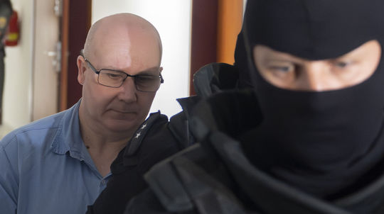 Andruskó po výpovedi o Gašparovi zneistel. Kto rozhodoval, či dostane kuklu?
