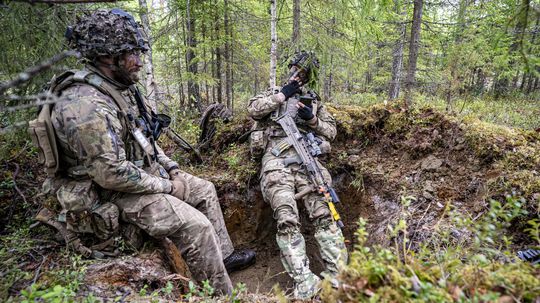 Mala by sa Európa čím brániť proti Rusku? USA chcú stiahnuť lietadlá, lode aj ponorky