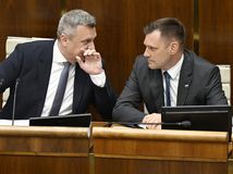 SR NRSR odvolávanie MŽP Taraba pokus druhý BAX
