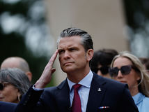 Hegseth  Normandia