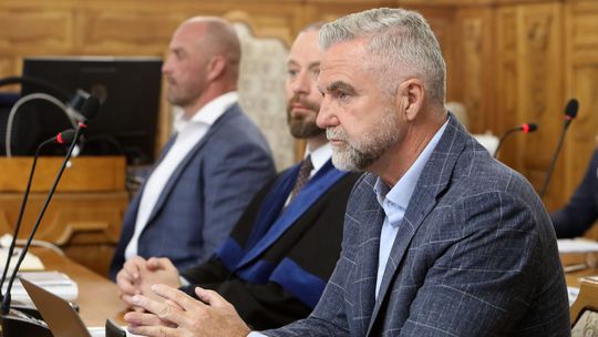 Súd v kauze Očistec pokračuje: Prokurátor číta rozsiahlu obž