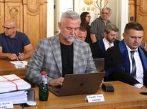 V kauze Očistec zaznela na súde obžaloba. Para hovorí o manipulácii svedkov cez e-maily v NAKA, Gašpar vinu odmieta