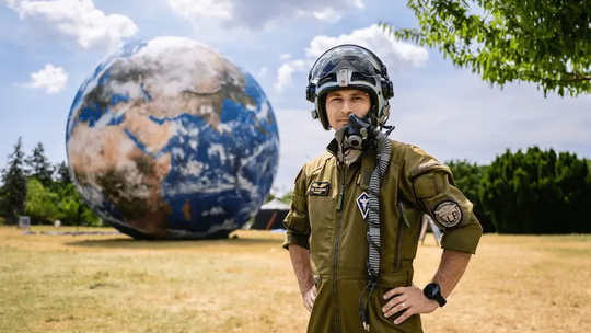Česi vyšlú do vesmíru svojho astronauta. Bude pilotom vesmírnej lode Dragon od SpaceX