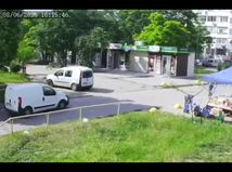 zastávka, dron, Ukrajina, vojna, útok