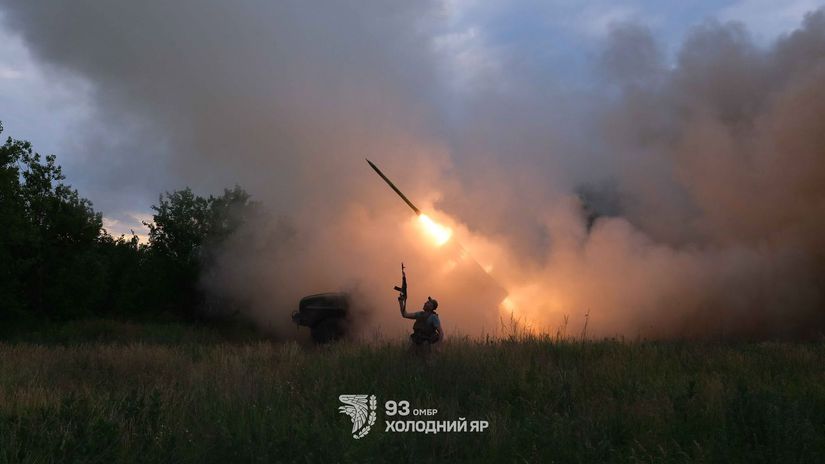 Ukrainian soldiers, Grad,