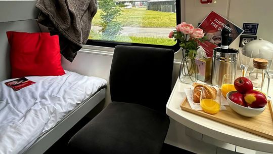 Večer nastúpiť, pohodlne sa vyspať a ráno vystúpiť