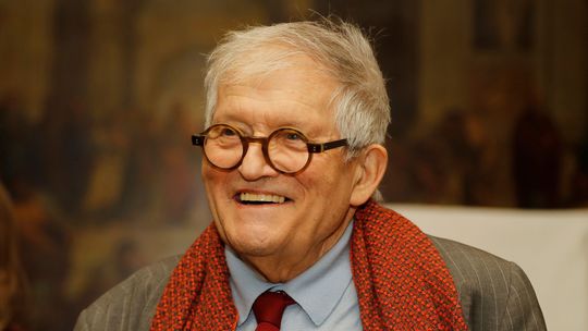 Svet umenia prišiel o velikána. Zomrel génius farieb David Hockney. Maľoval až do konca a jeho dielo lámalo rekordy