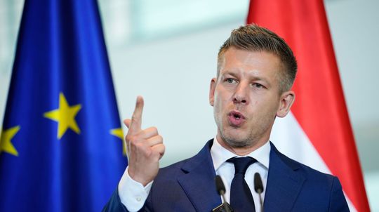 Magyar žiada od Zelenského pre Maďarov na Ukrajine to, čo nemajú na Slovensku. Už je však spokojný, ale prečo sa vyhráža?