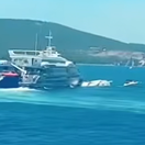 lode chorvátsko split katamaran