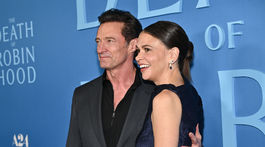 Herec Hugh Jackman a jeho partnerka - herečka...
