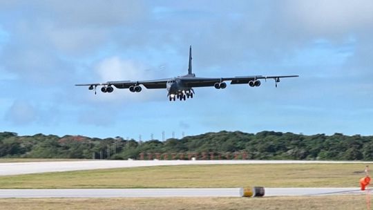 Havaroval americký stratický bombardér B-52. Na palube bolo osem ľudí, nikto neprežil