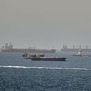 hormuzský prieliv lode tankery ománsky záliv